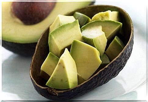 10 reasons why we should eat more avocados