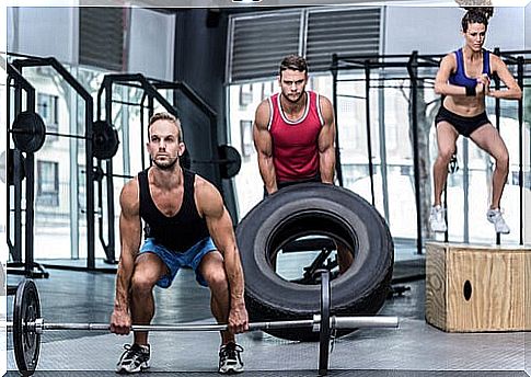 Exercises for a defined back: deadlift