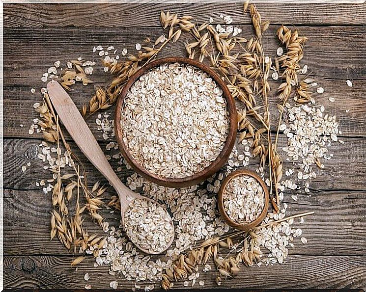 Skin scrubs with oats