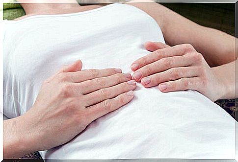 Abdominal pain - symptoms of appendicitis