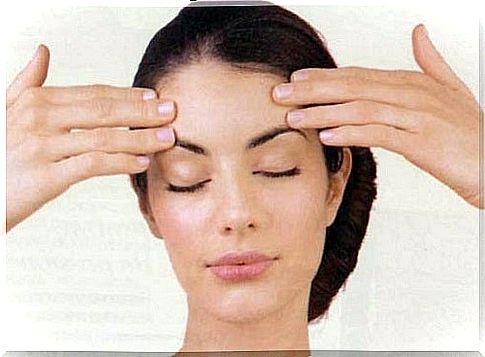 Facial-exercises-for-skin-tightening-and-wrinkles-prevention