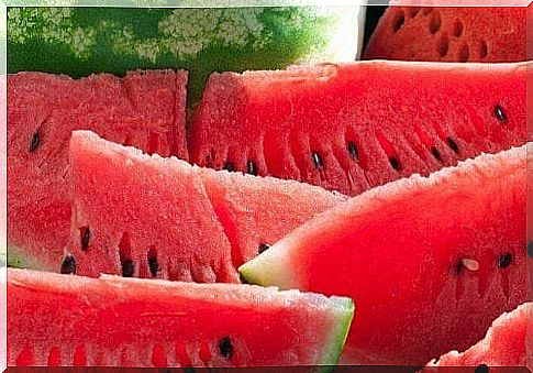 Get rid of kidney stones with watermelon seeds