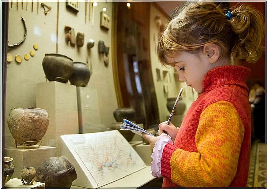 How can I encourage children's interest in museums?