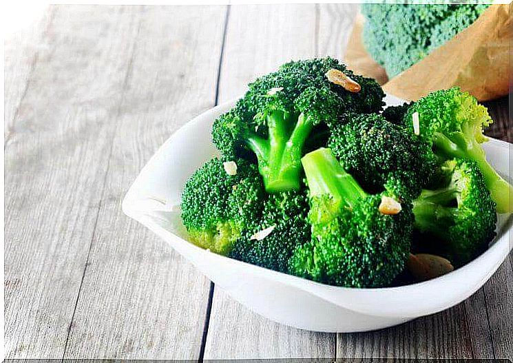 Broccoli is a great choice when looking to increase leptin levels