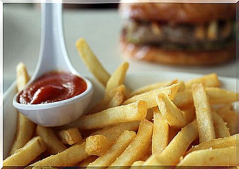 Gallbladder removal from unhealthy food like french fries