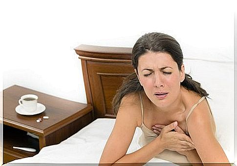 woman-suffers-from-nightly-sweating